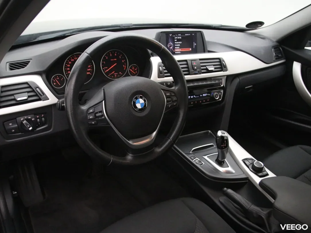 BMW 320 2 135kW