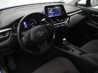 Toyota C-HR 1.8 90kW thumbnail