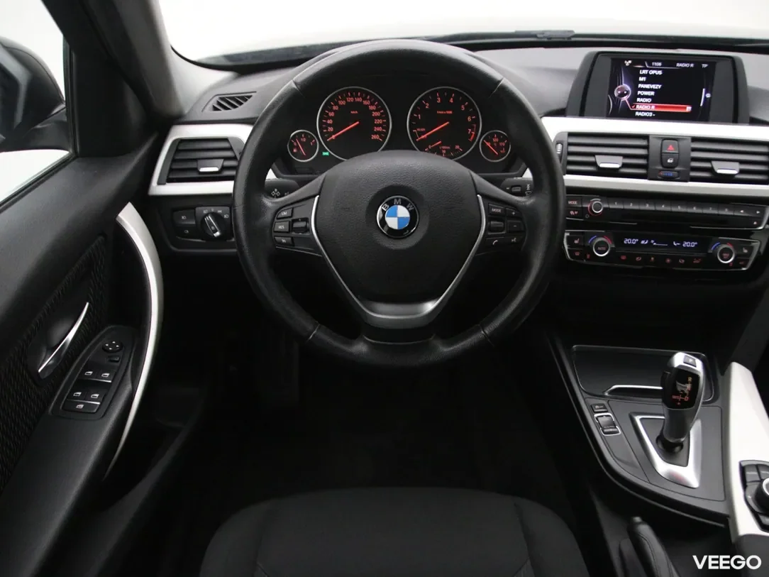 BMW 320 2 135kW