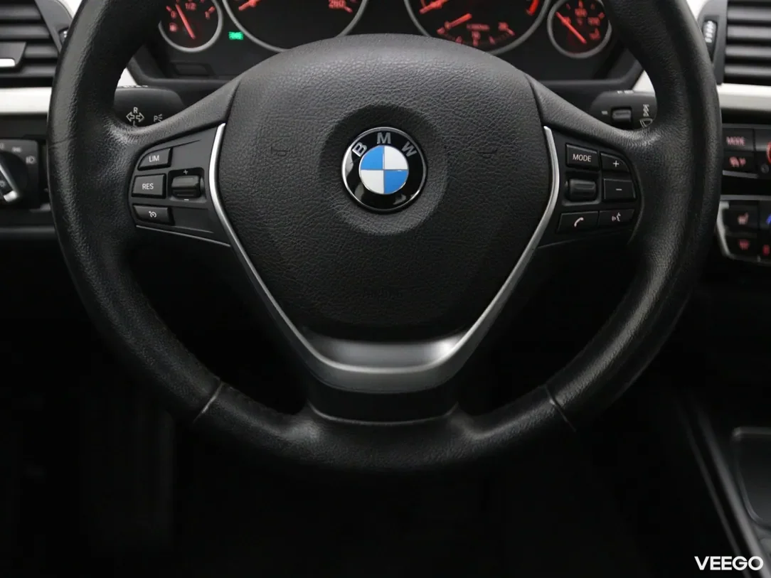 BMW 320 2 135kW