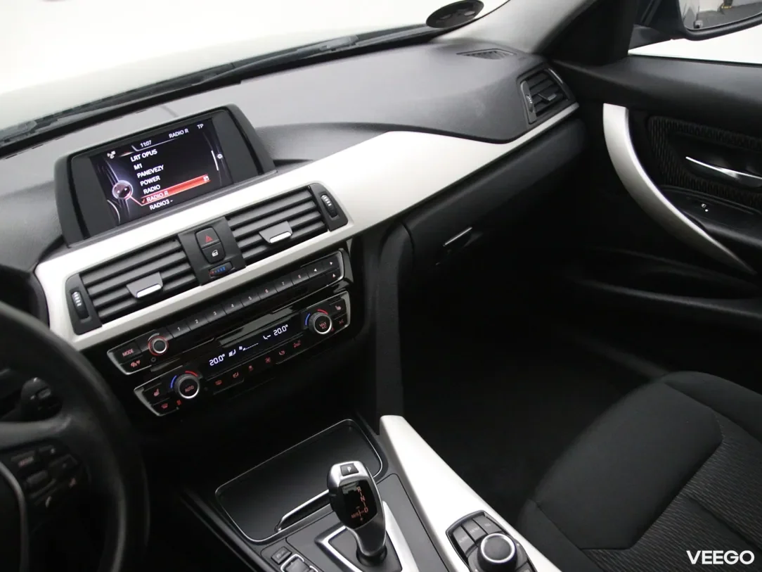 BMW 320 2 135kW