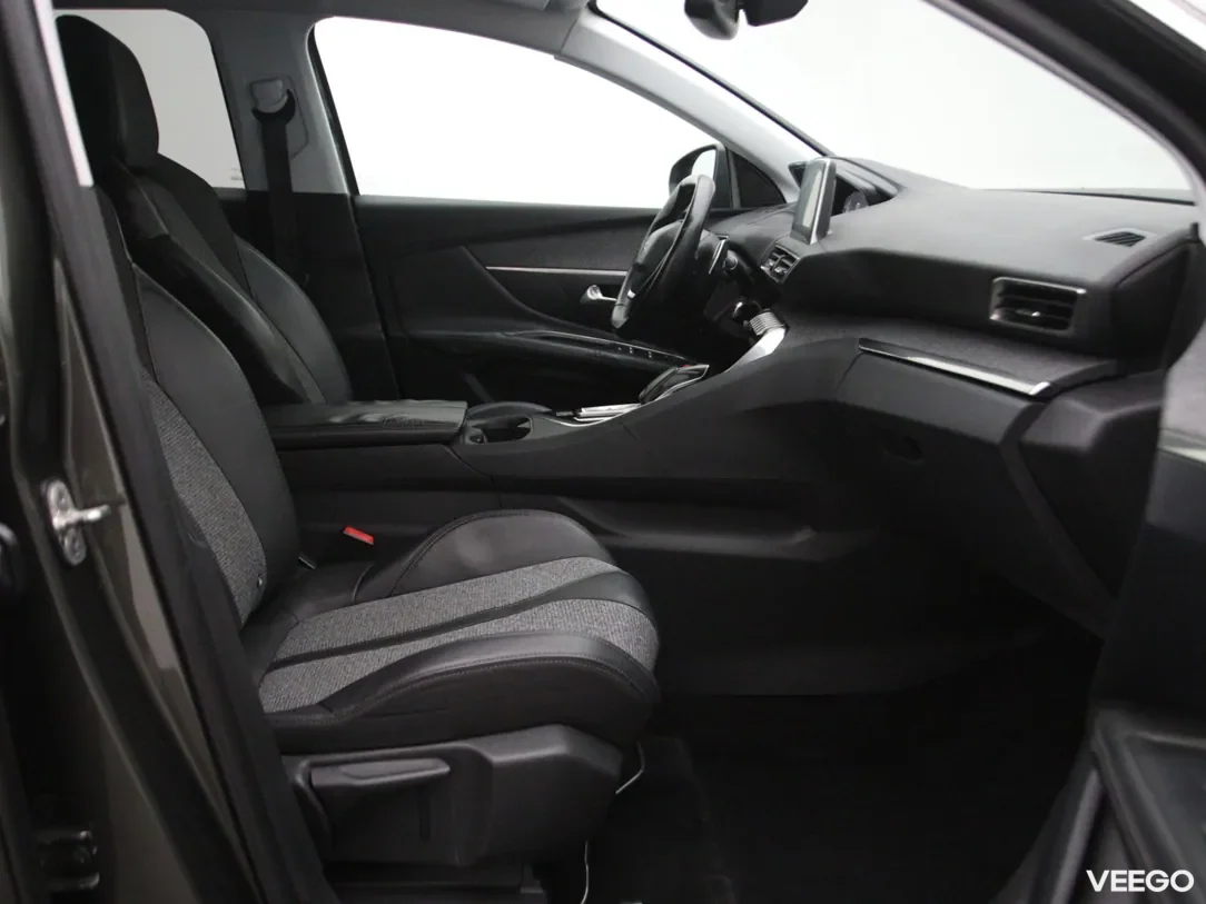 Peugeot 3008 1.6 121kW