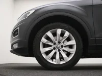 Volkswagen T-Roc 2 110kW thumbnail
