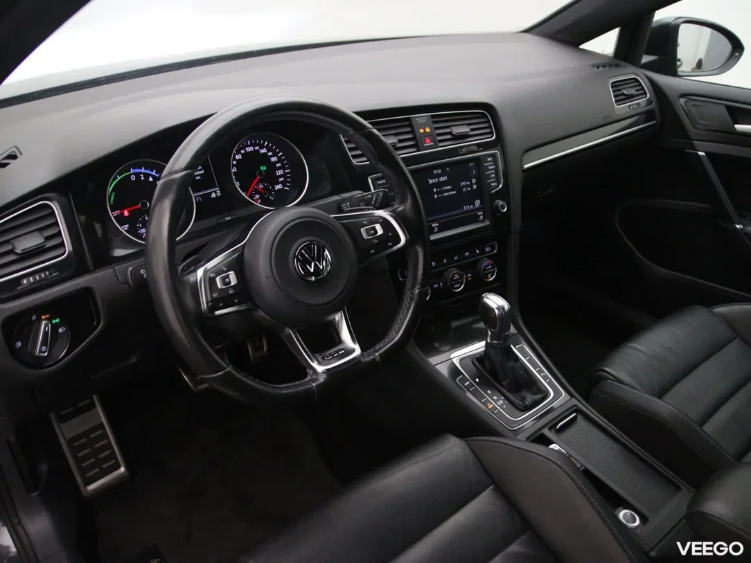 Volkswagen Golf 1.4 150kW