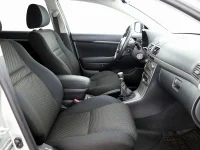 Toyota Avensis 2.2 130kW thumbnail