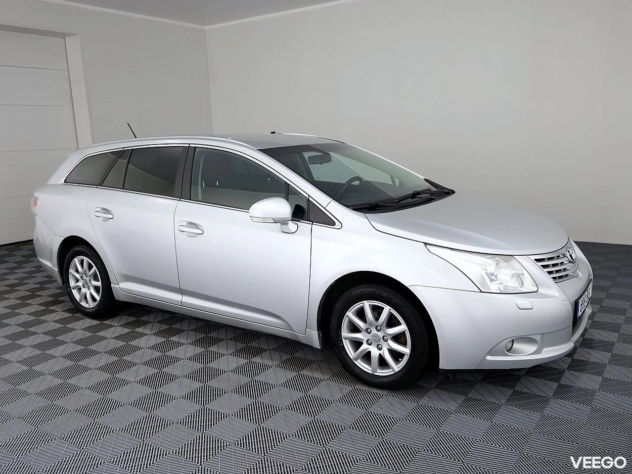 Toyota Avensis 1.8 108kW