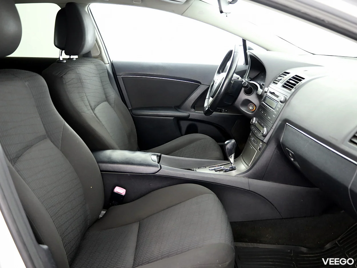 Toyota Avensis 1.8 108kW