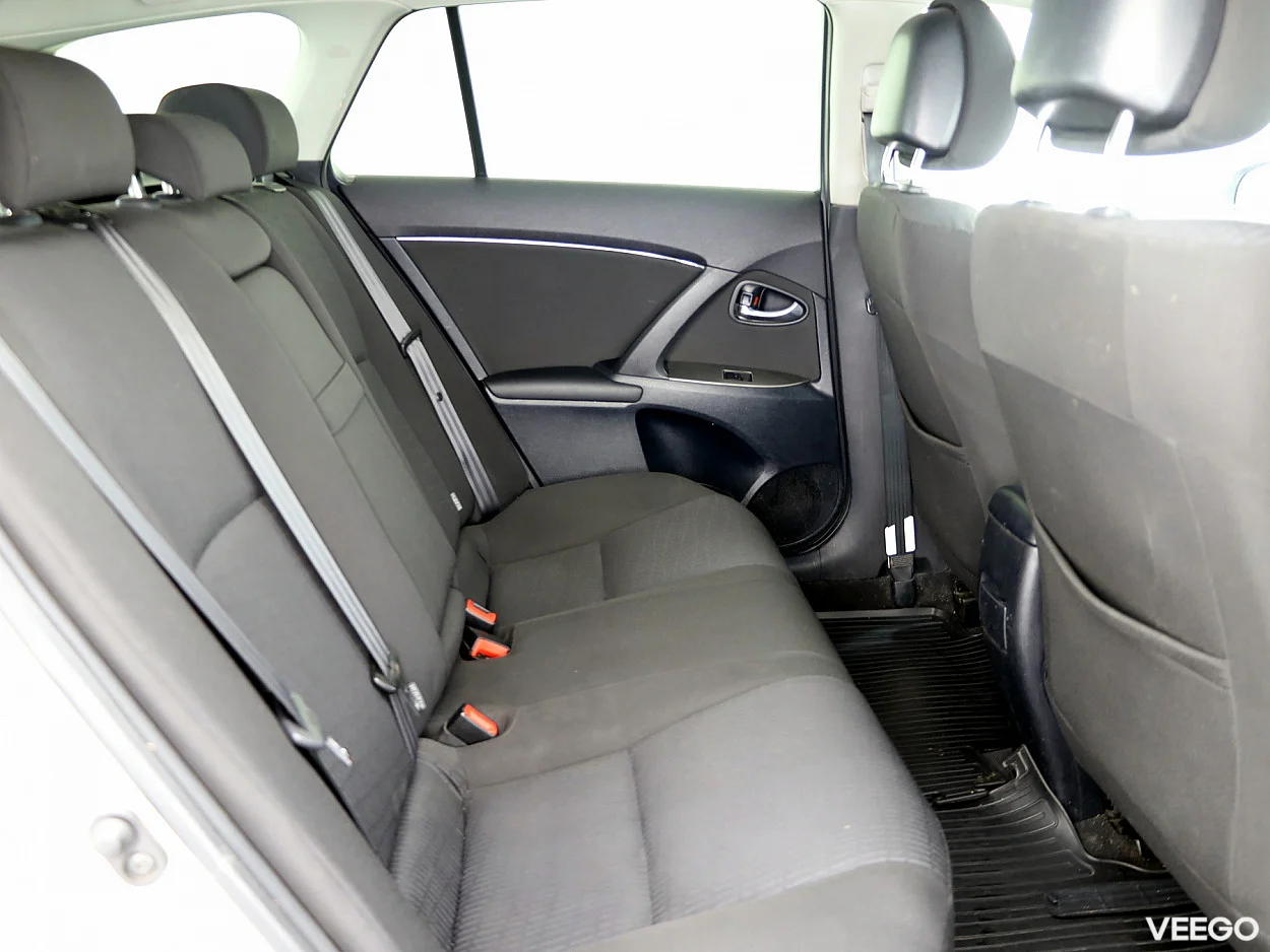 Toyota Avensis 1.8 108kW