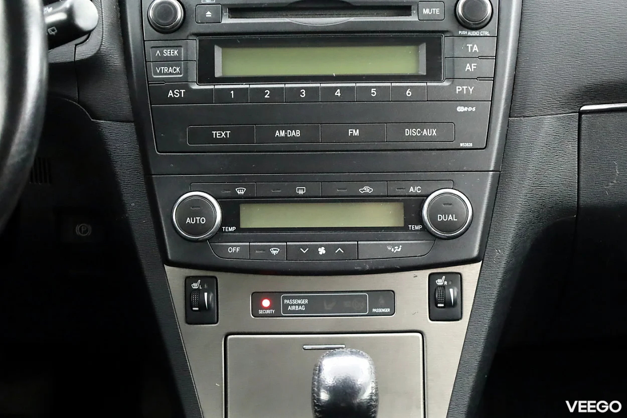 Toyota Avensis 1.8 108kW