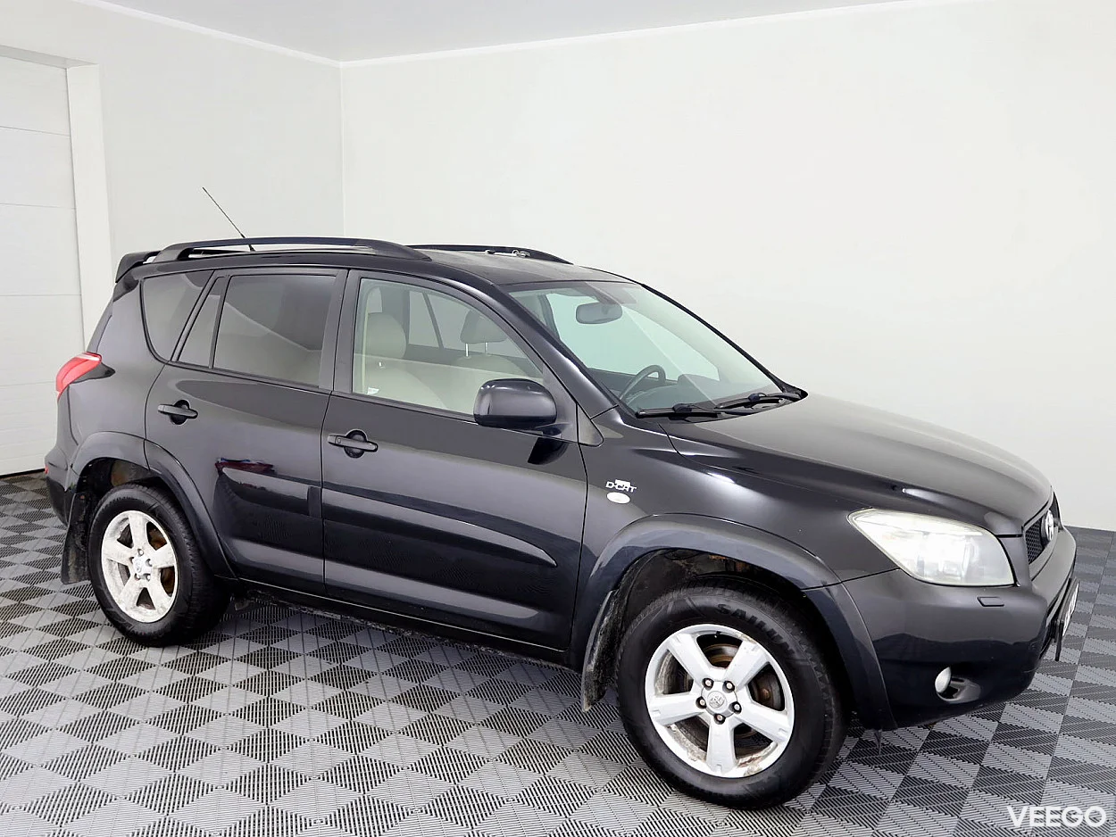 Toyota RAV4 2.2 130kW