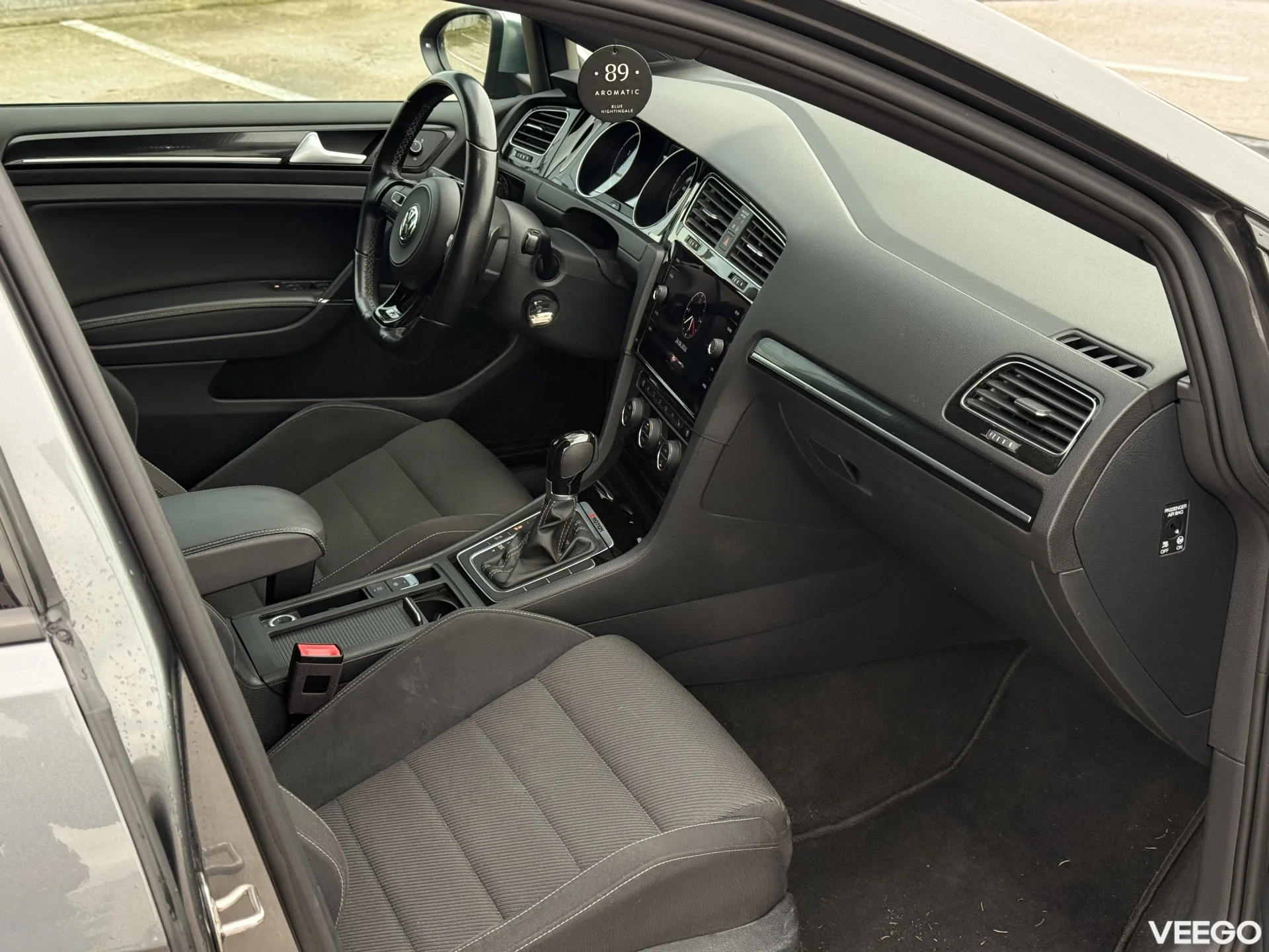 Volkswagen Golf R GOLF R 2.0 221kW