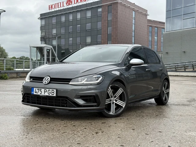 Image of Volkswagen Golf R GOLF R 2.0 221kW