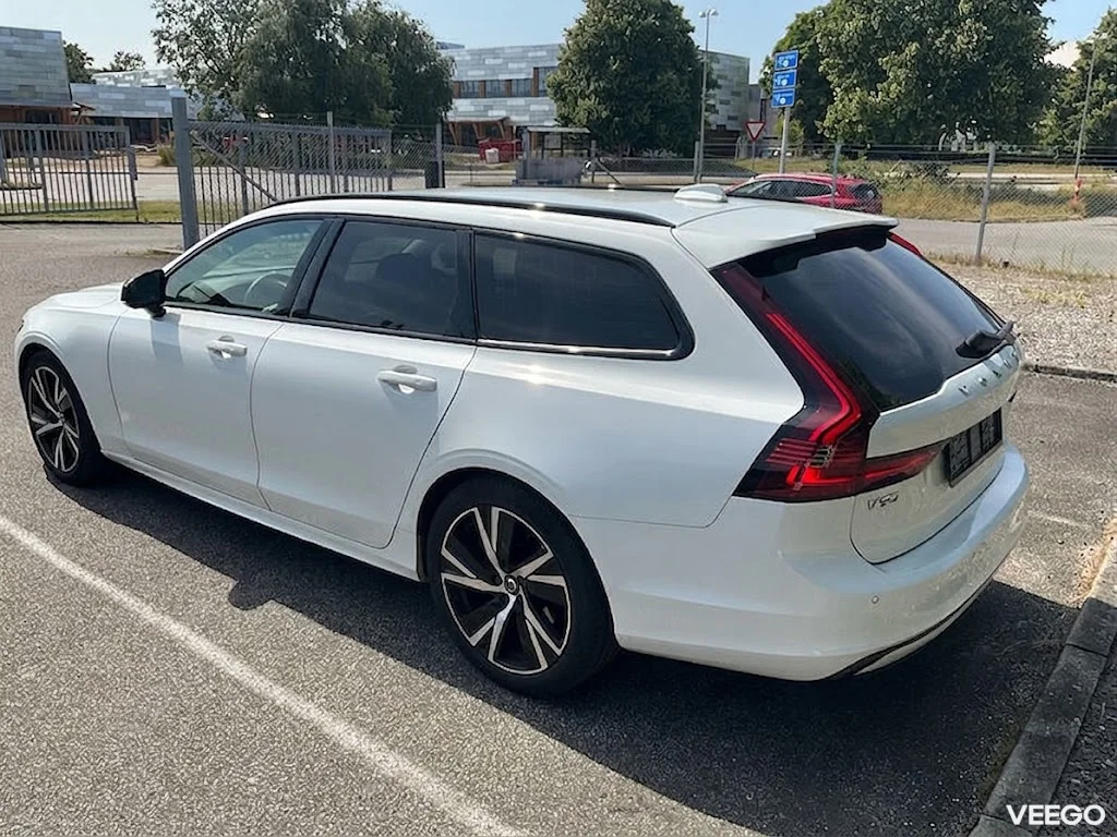 Volvo V90 Plus Dark 2023a mudel! 2.0 145kW