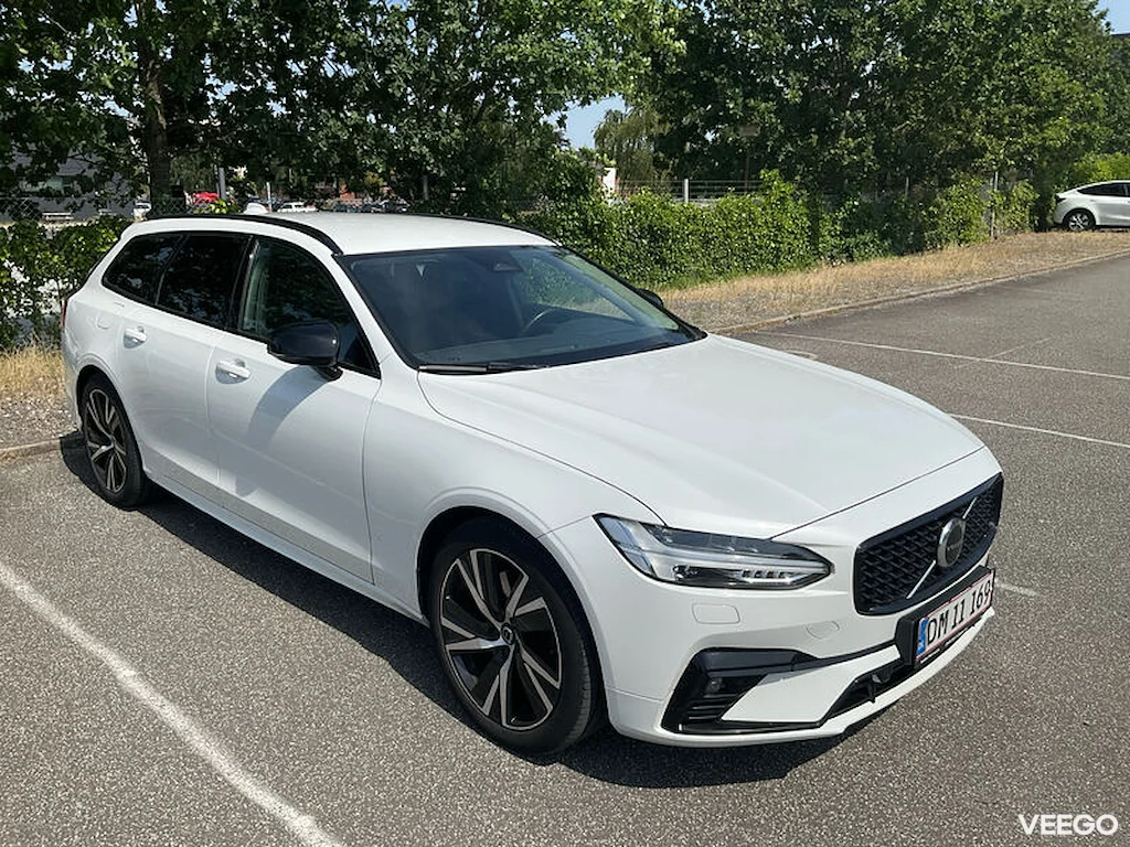 Volvo V90 Plus Dark 2023a mudel! 2.0 145kW