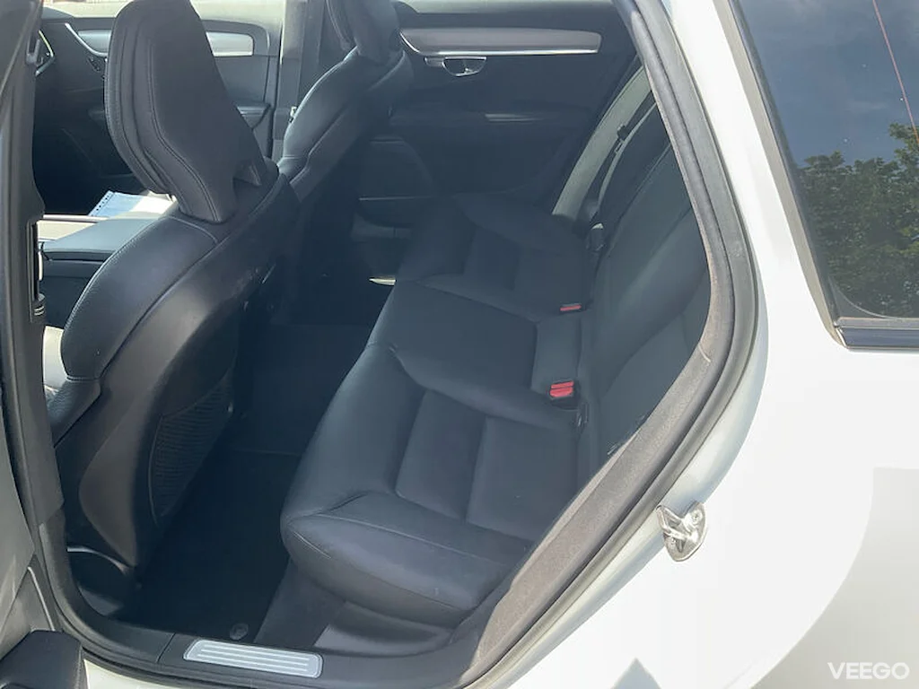 Volvo V90 Plus Dark 2023a mudel! 2.0 145kW