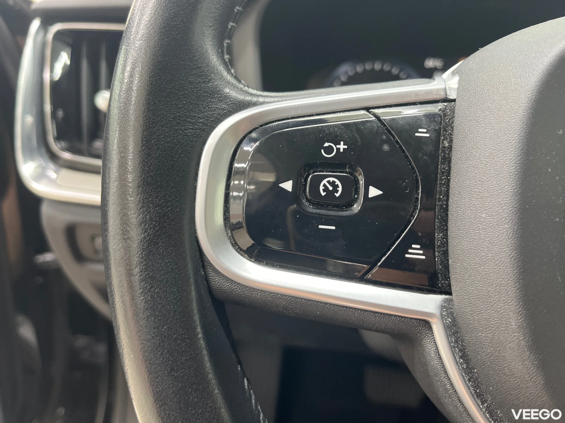 Volvo V90 INSCRIPTION 2.0 145kW