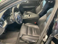Volvo V60 T6 Recharge Plus Dark AWD 2.0 257kW thumbnail