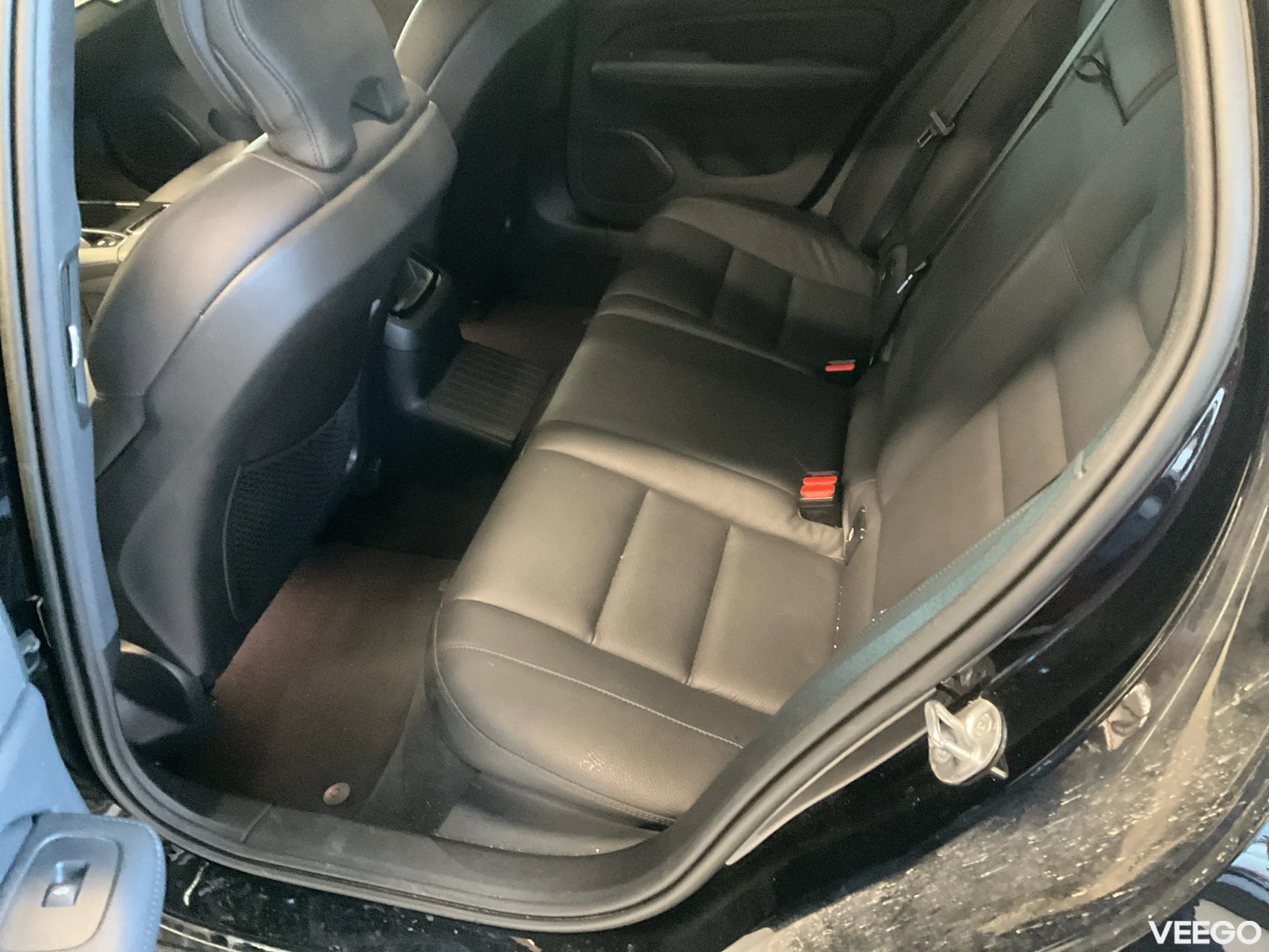 Volvo V60 T6 Recharge Plus Dark AWD 2.0 257kW