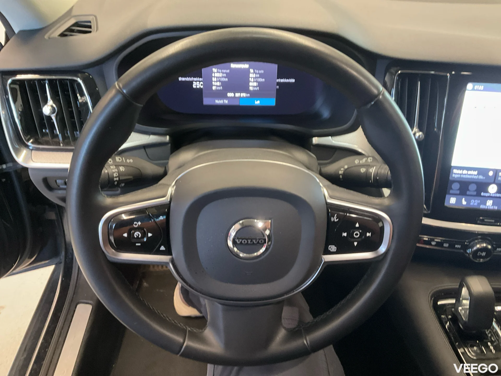 Volvo V60 T6 Recharge Plus Dark AWD 2.0 257kW