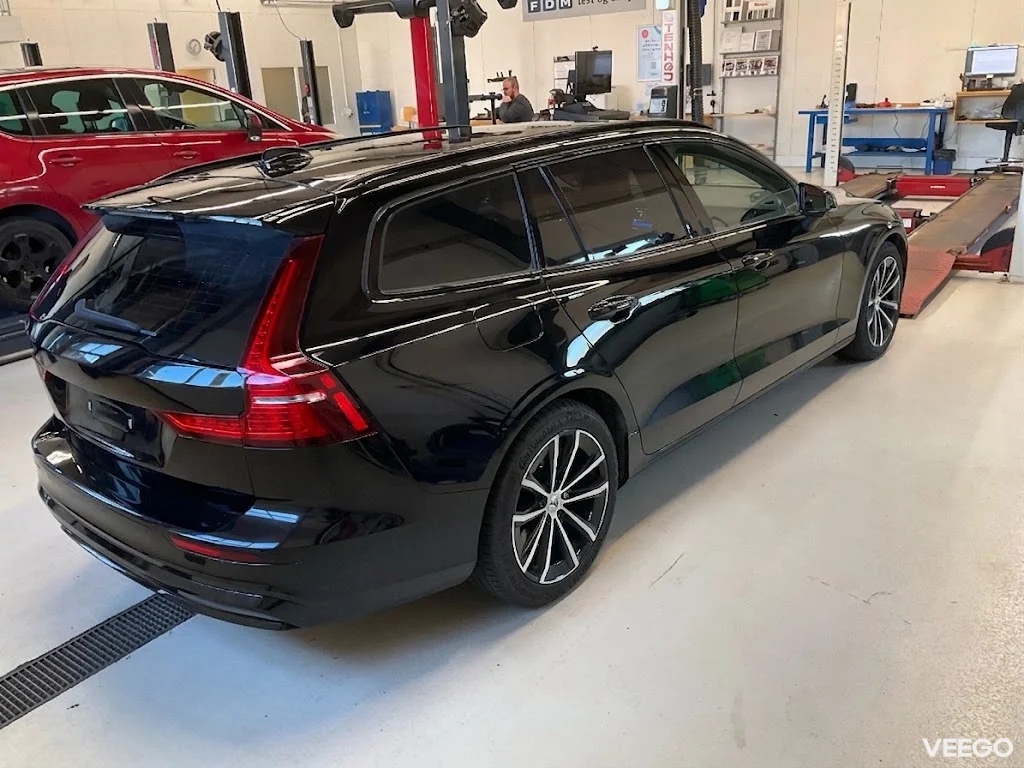 Volvo V60 T6 Recharge Plus Dark AWD 2.0 257kW