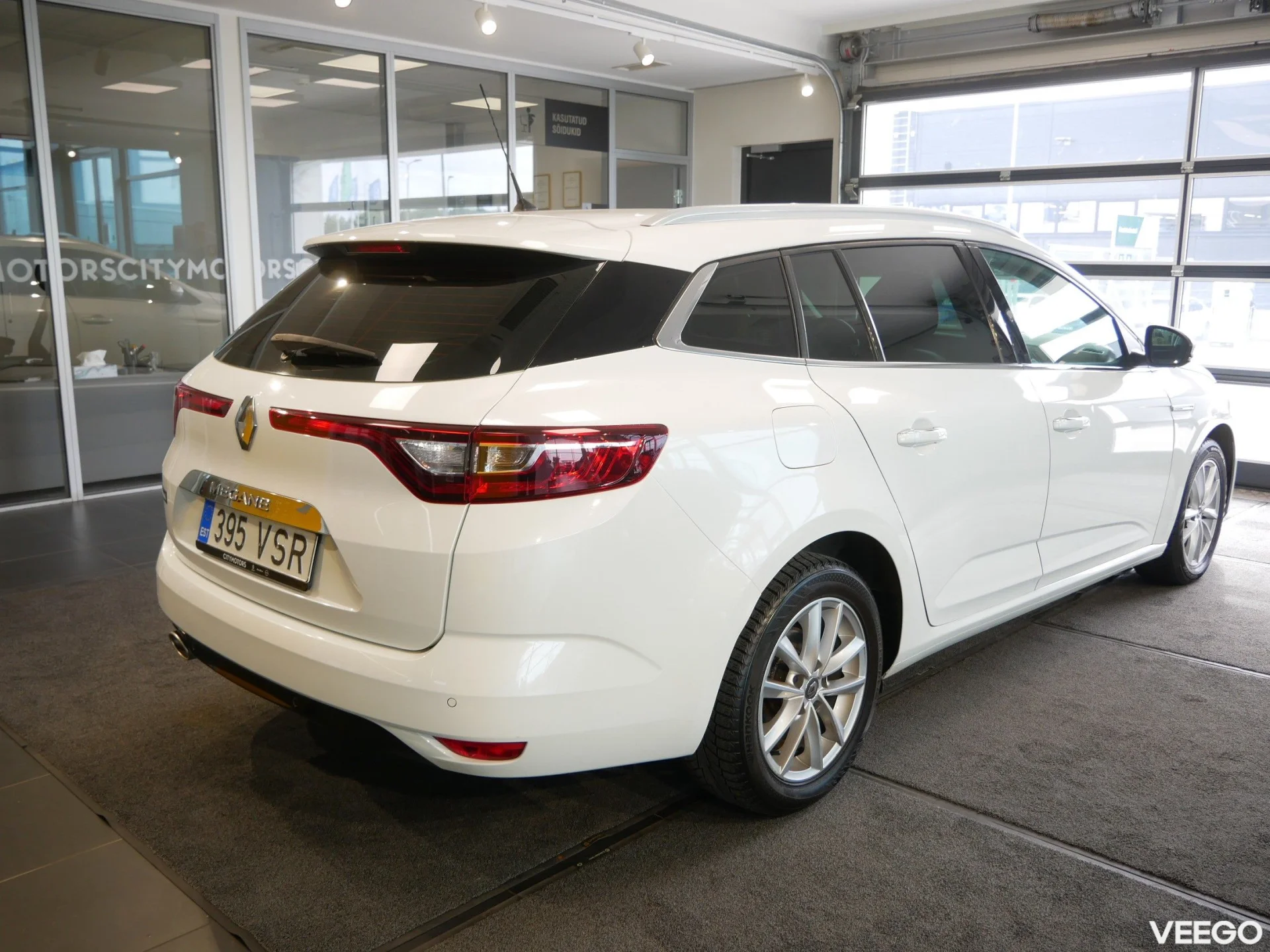 Renault Megane Intens 1.3 103kW