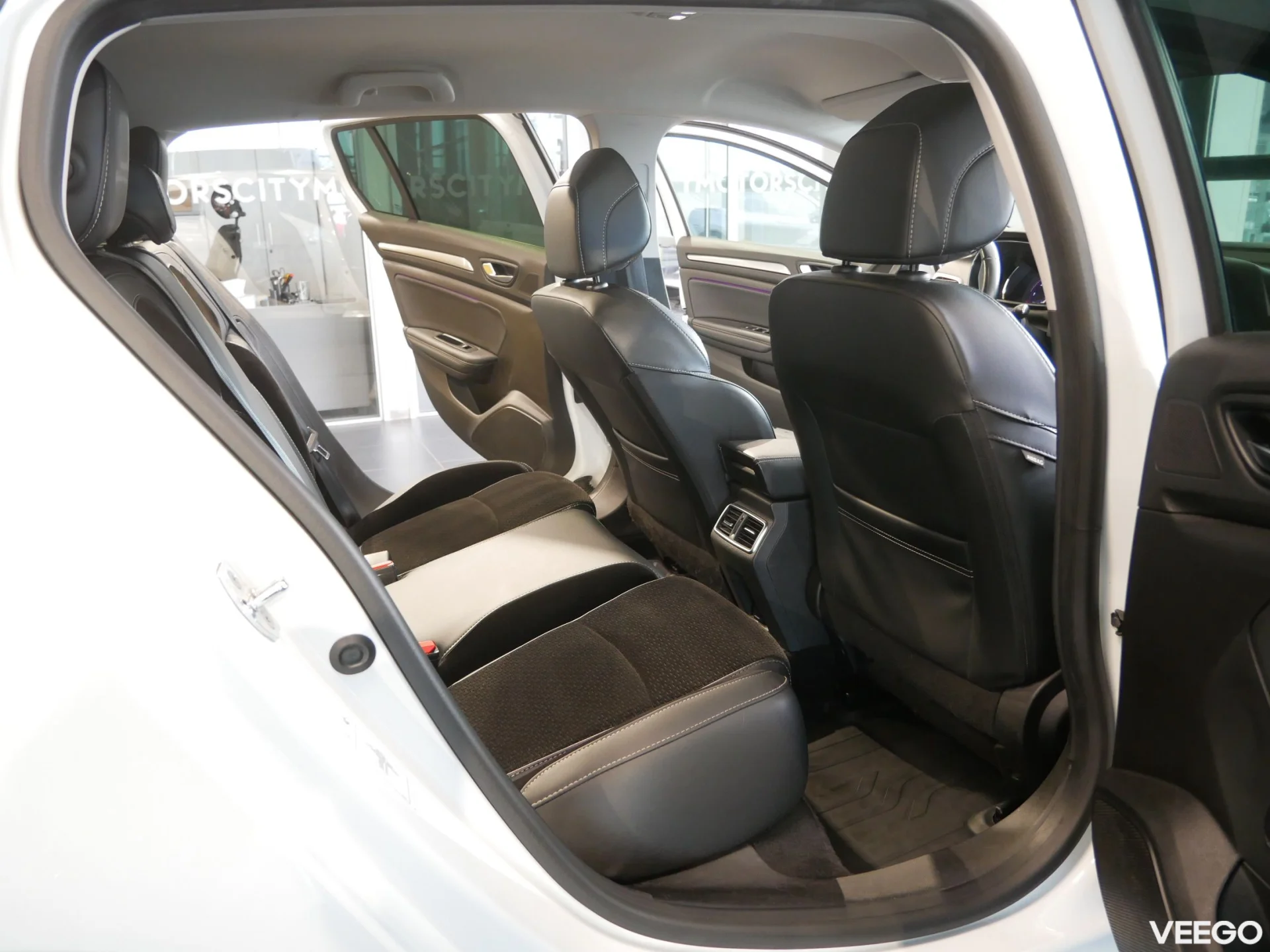 Renault Megane Intens 1.3 103kW