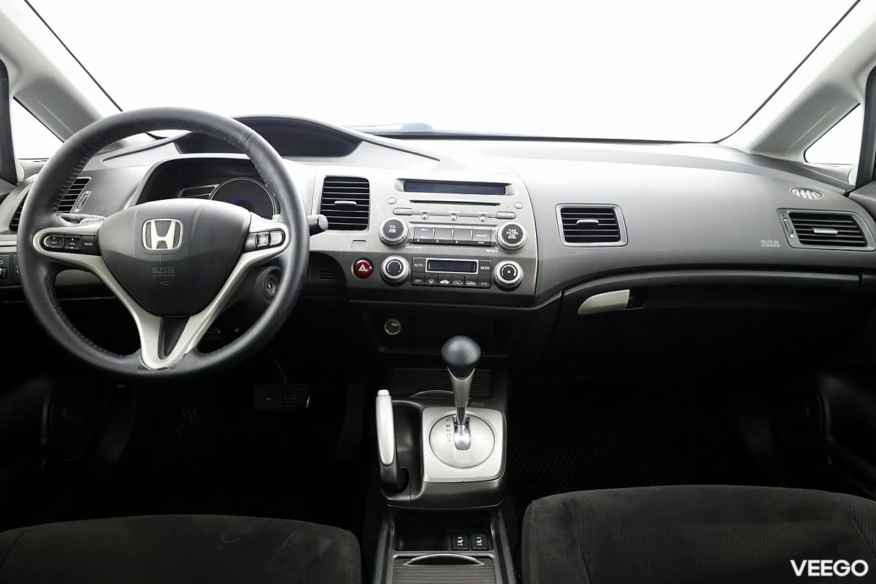 Honda Civic 1.8 104kW