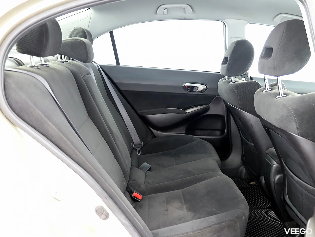 Honda Civic 1.8 104kW