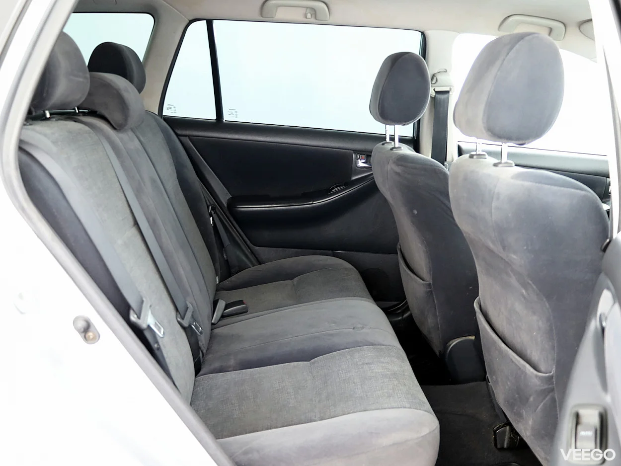Toyota Corolla 1.6 81kW