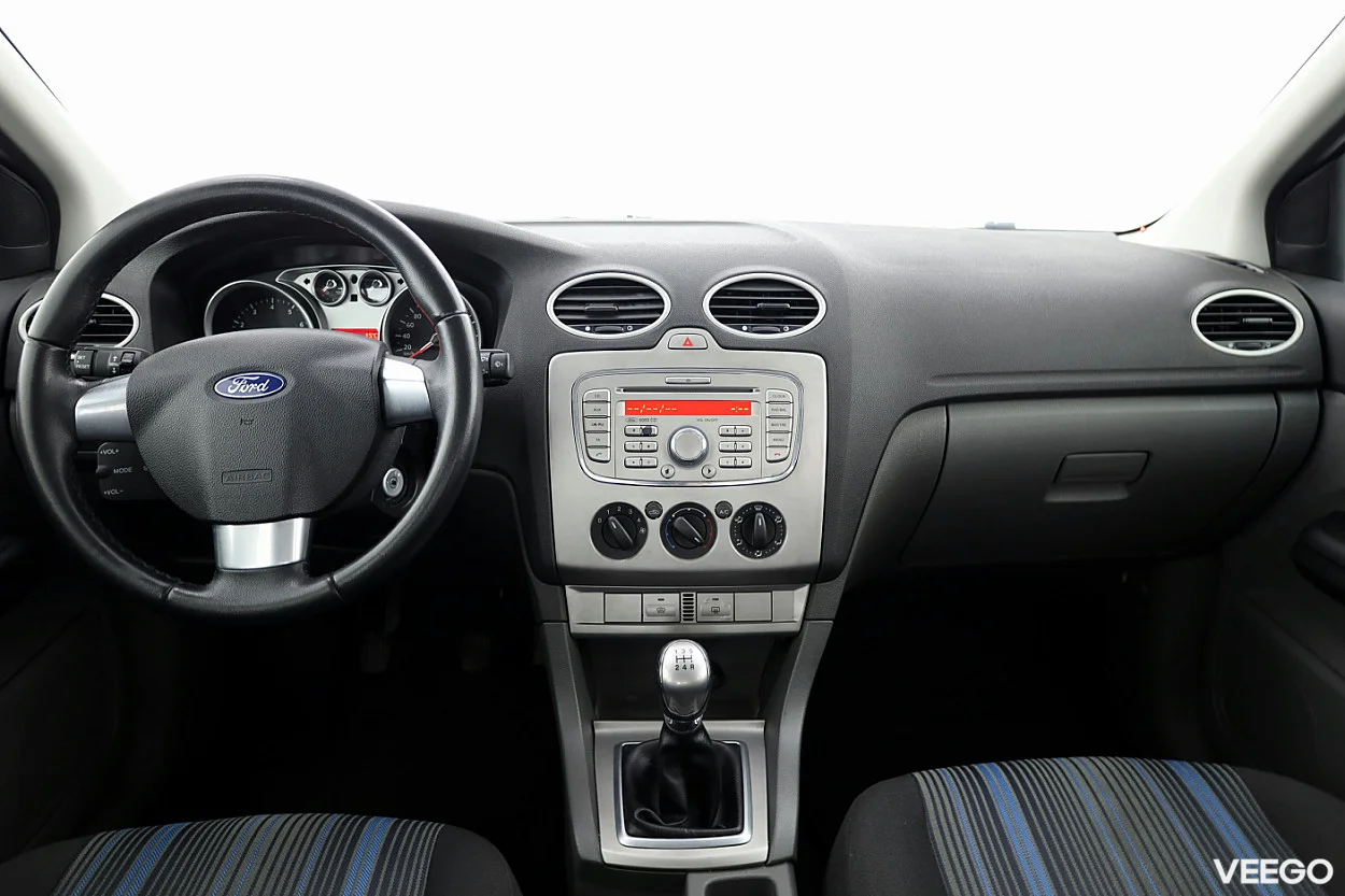 Ford Focus 1.6 74kW