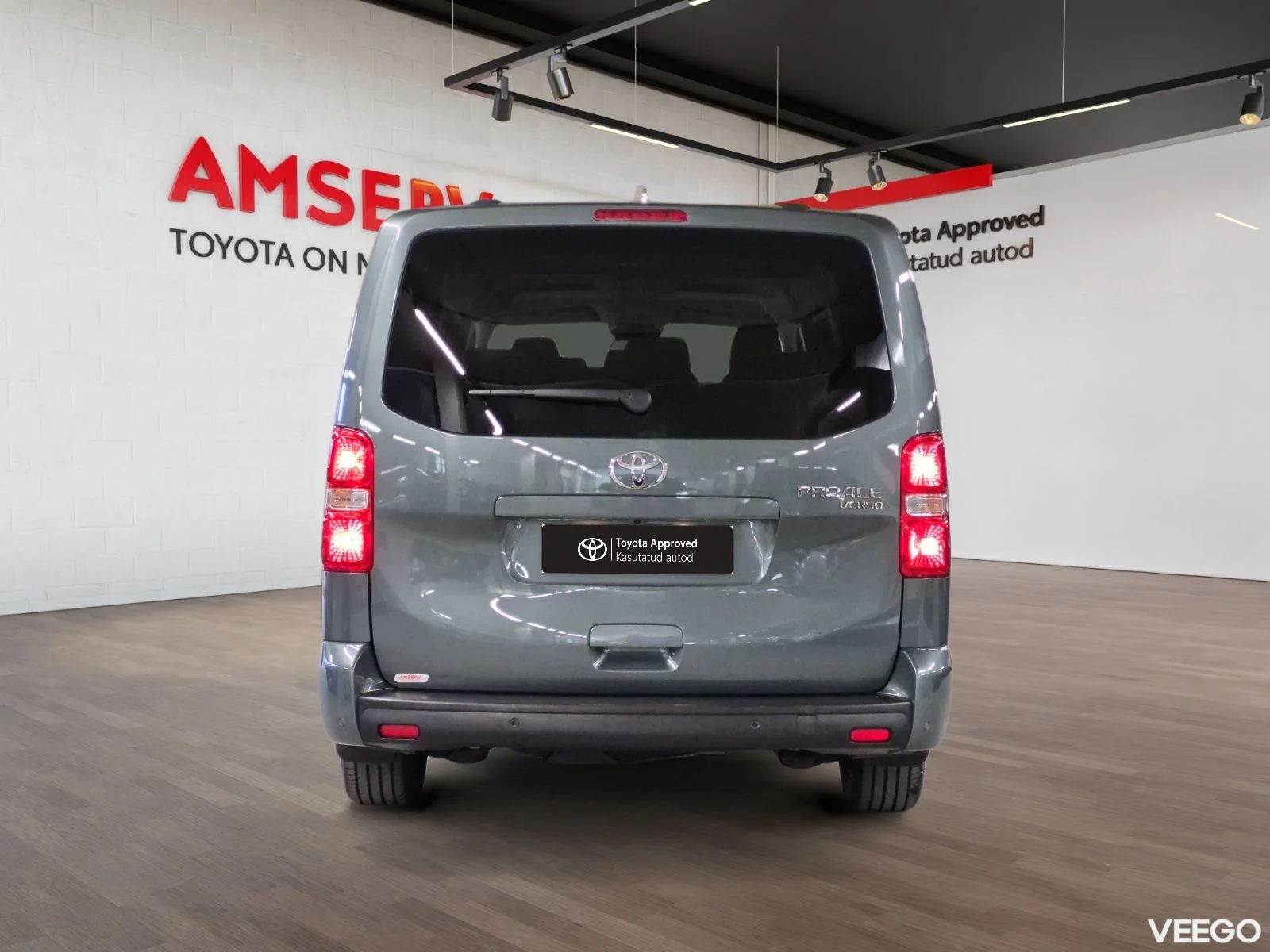 Toyota Proace Verso Long Double side door A/T Shuttle 130kW