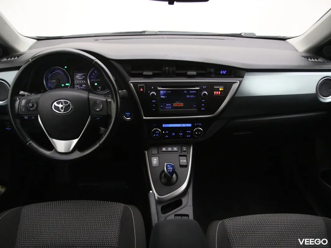Toyota Auris 1.8 73kW