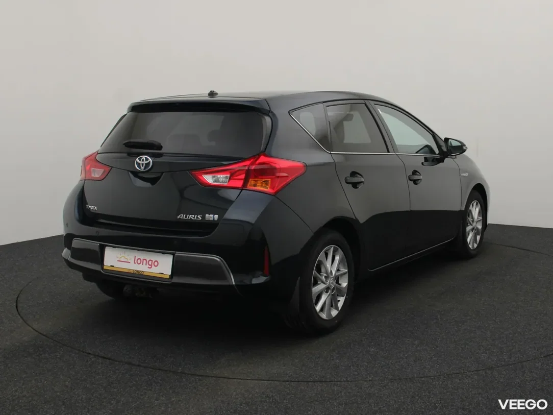 Toyota Auris 1.8 73kW