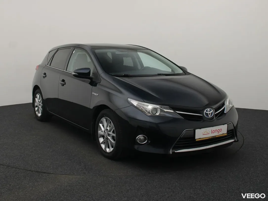 Toyota Auris 1.8 73kW