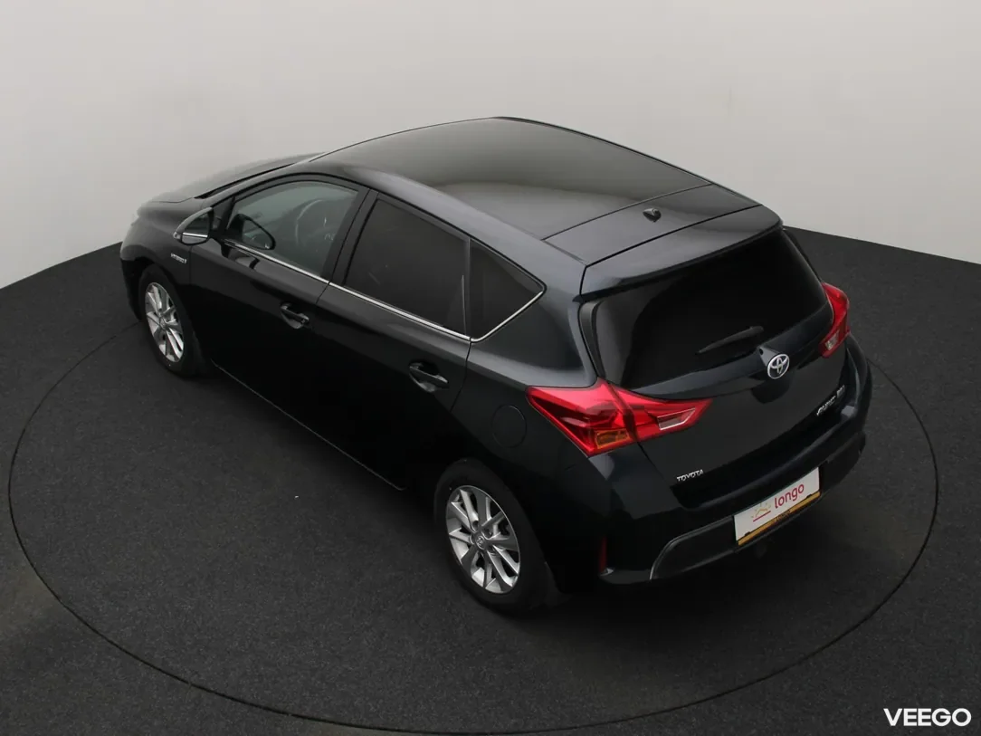 Toyota Auris 1.8 73kW
