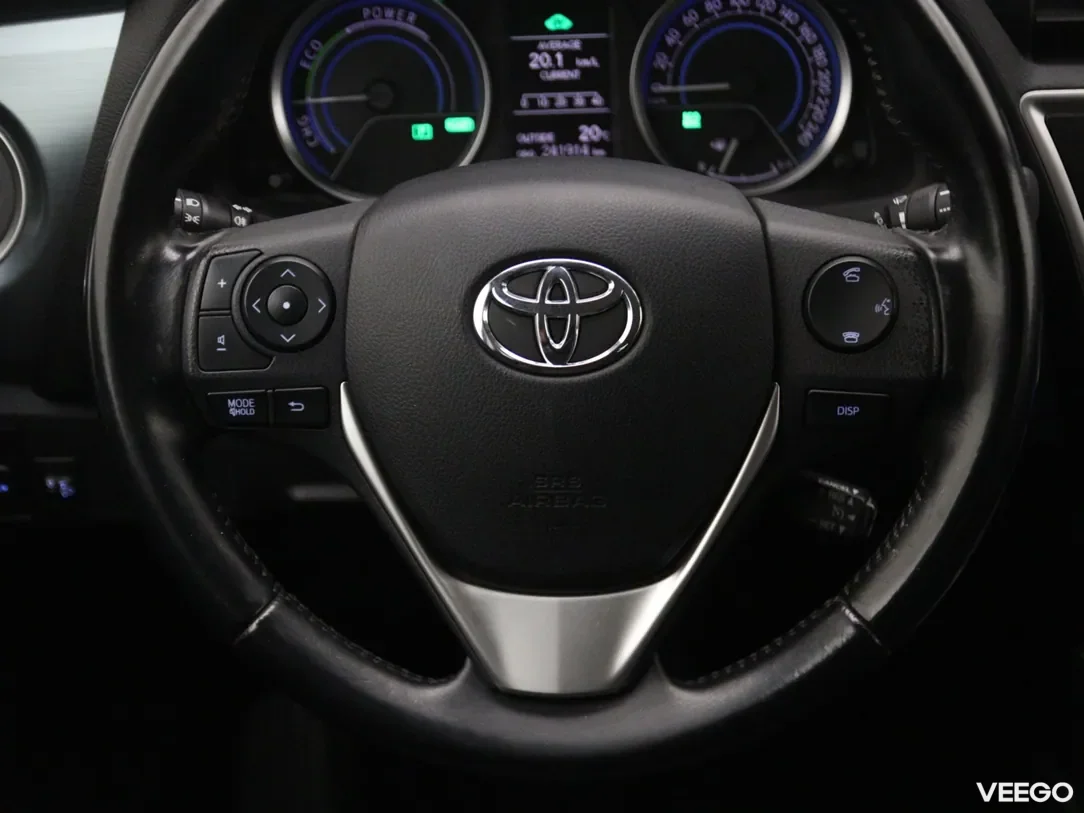 Toyota Auris 1.8 73kW