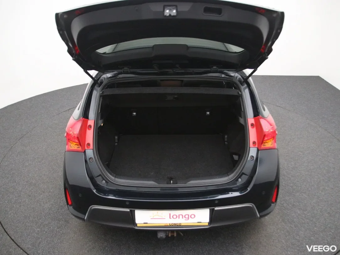 Toyota Auris 1.8 73kW