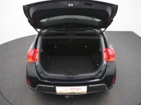 Toyota Auris 1.8 73kW thumbnail