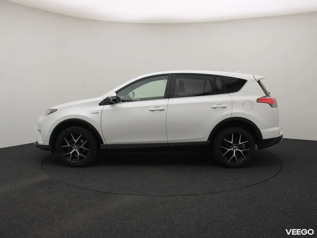Toyota RAV4 2.5 145kW