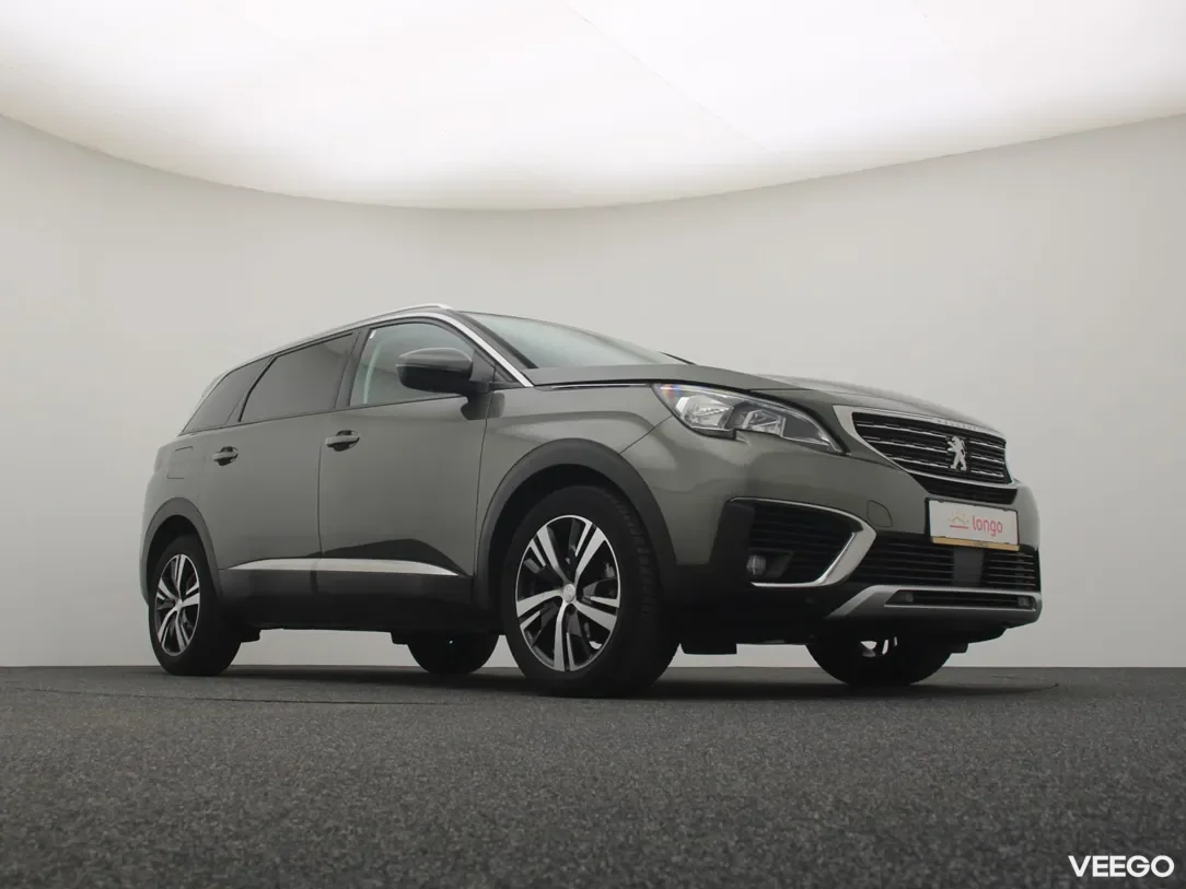Peugeot 5008 1.2 96kW