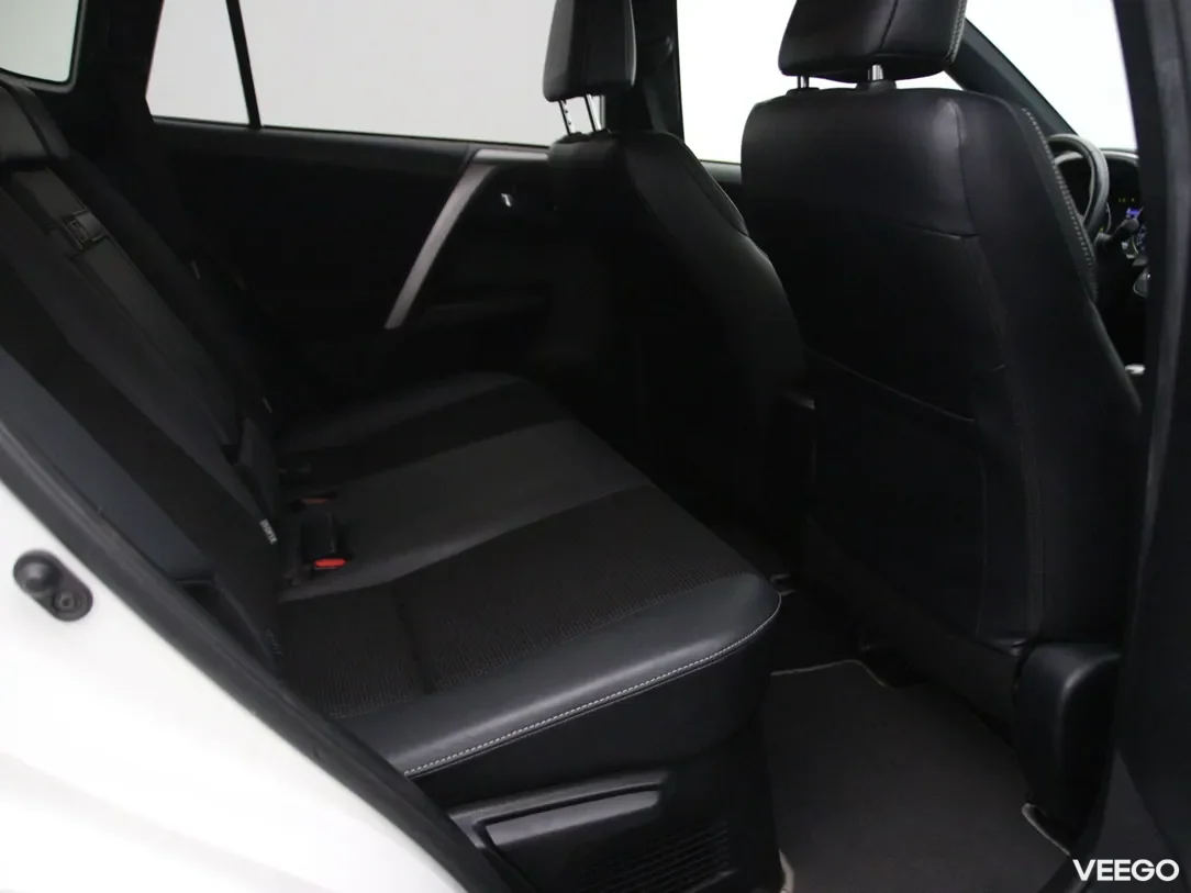 Toyota RAV4 2.5 145kW