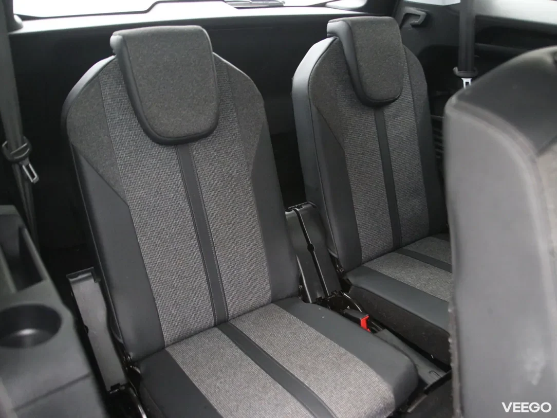 Peugeot 5008 1.2 96kW
