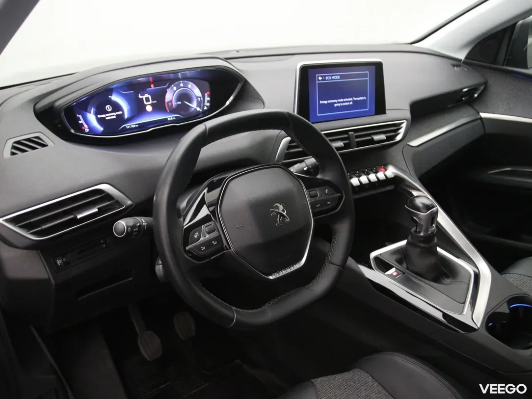 Peugeot 5008 1.2 96kW