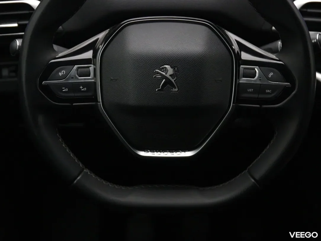 Peugeot 5008 1.2 96kW