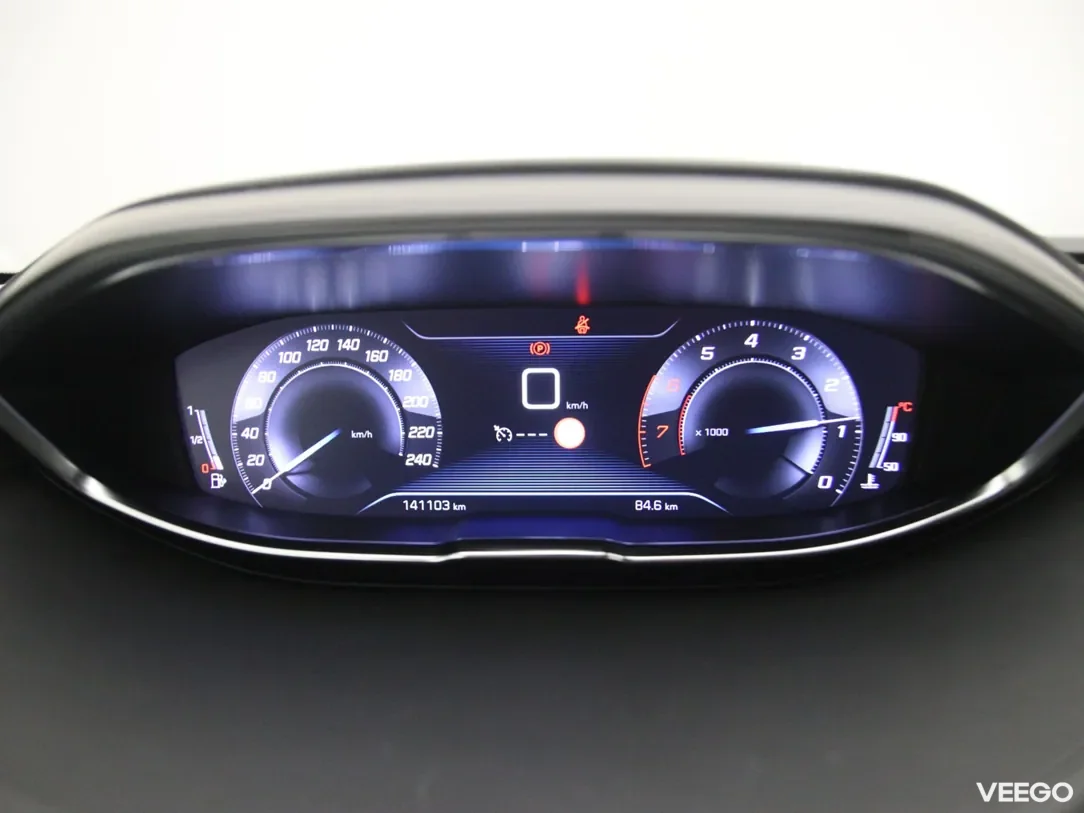 Peugeot 5008 1.2 96kW