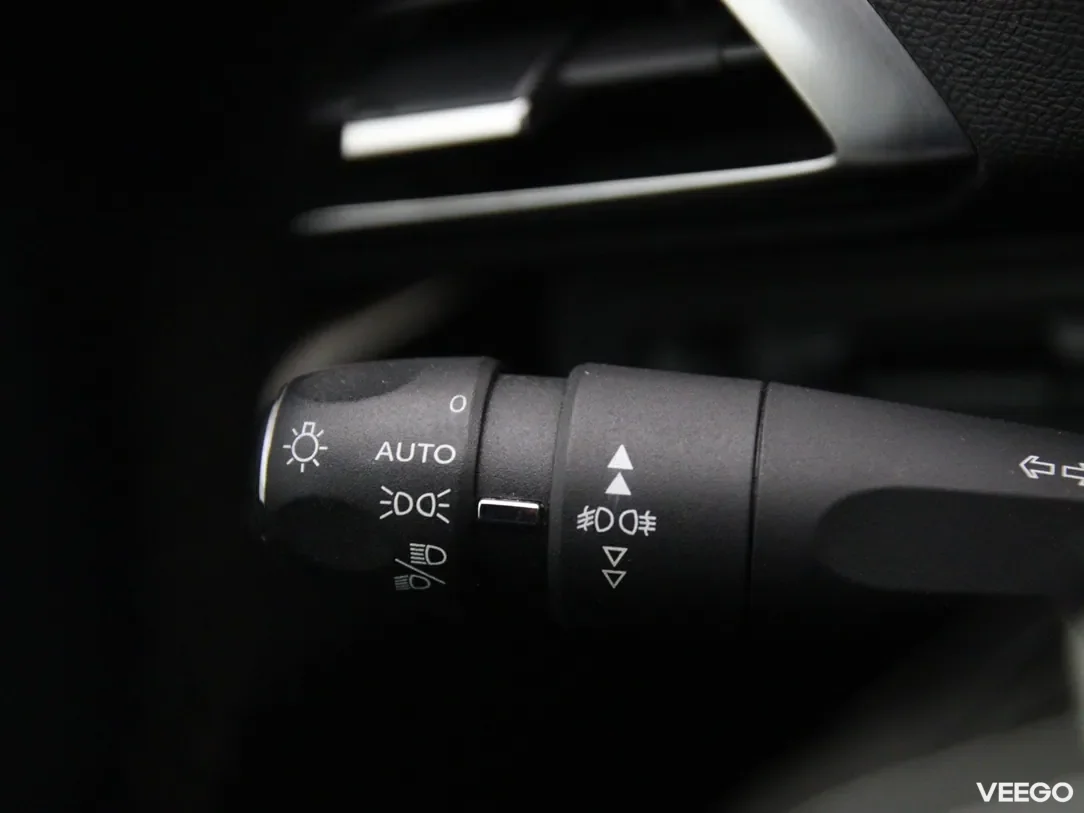 Peugeot 5008 1.2 96kW