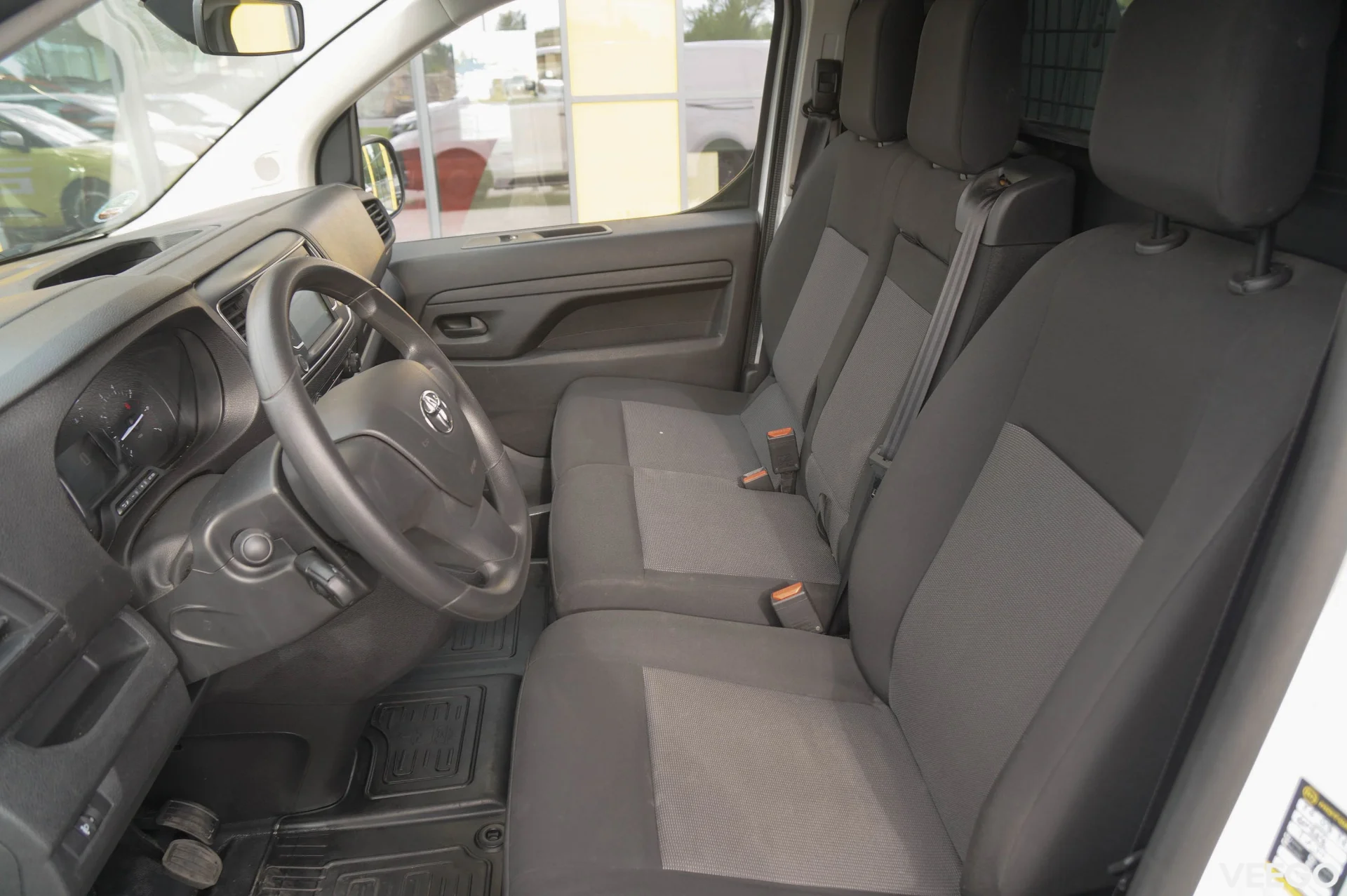 Toyota Proace Professional Plus L2 106kW