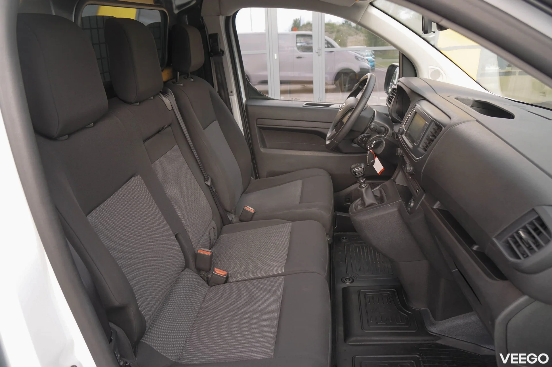 Toyota Proace Professional Plus L2 106kW