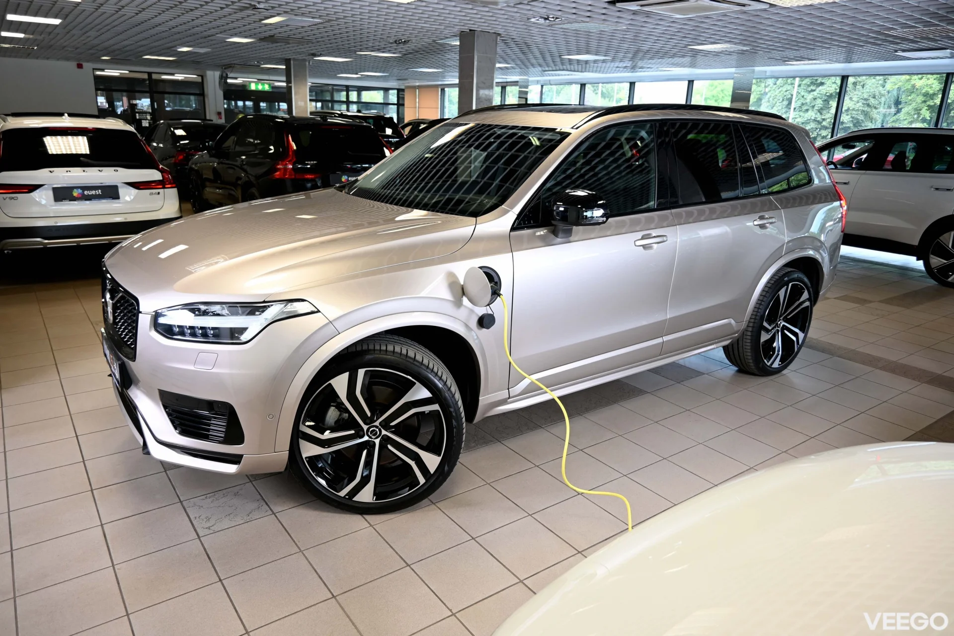 Volvo XC90 AWD B&W LUXURY+ ULTRA DARK XENIUM INTELLI PRO 2 335kW