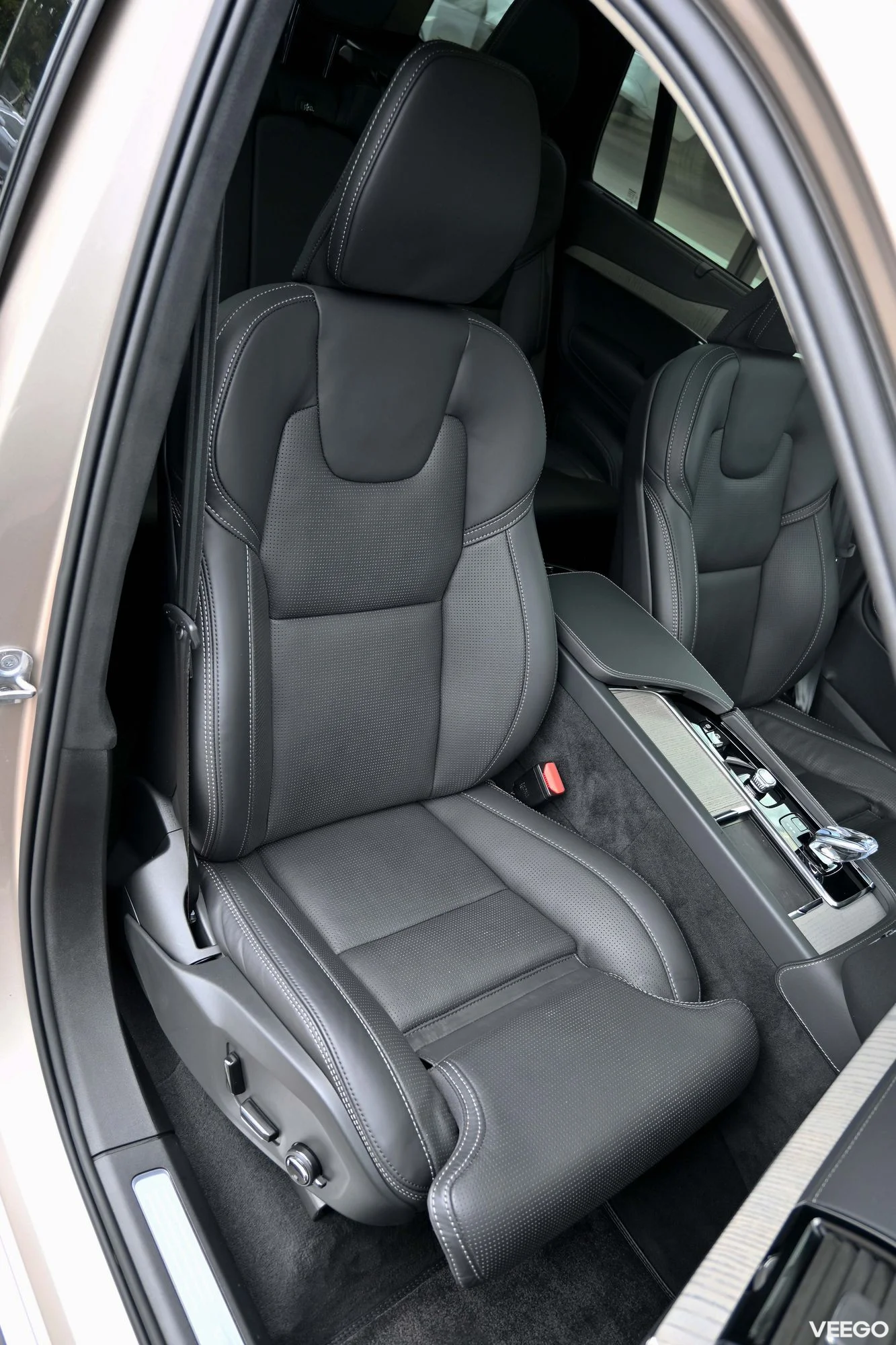 Volvo XC90 AWD B&W LUXURY+ ULTRA DARK XENIUM INTELLI PRO 2 335kW